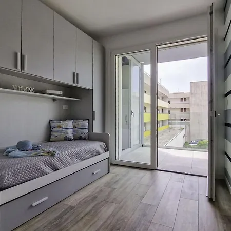 Comfortable With Terrace In Apartman Bibione